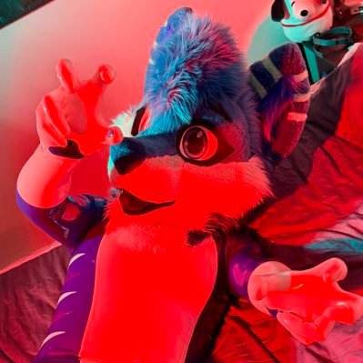 KundraBites's profile picture