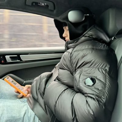 alextalksai's profile picture