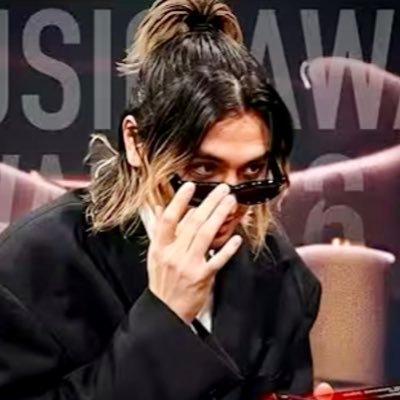 6JMUYBu1KurGwsT's profile picture