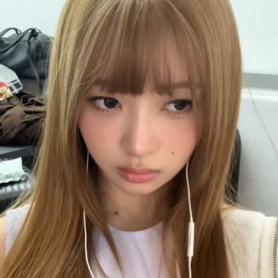 vic #5InLondon's profile picture