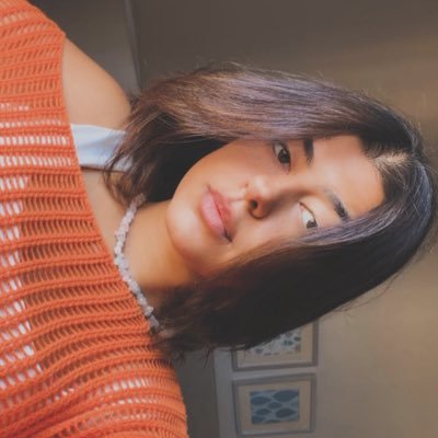 r's profile picture