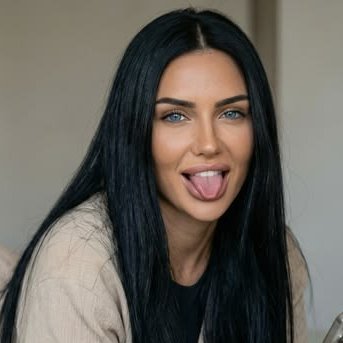 elenahorn_y's profile picture