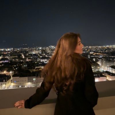 7🪐's profile picture