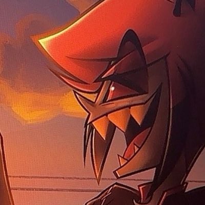 Blaire 📻CEO of Traditional Radiostatic📺's profile picture