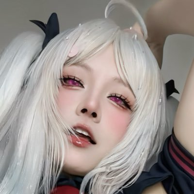 liuhimeo's profile picture
