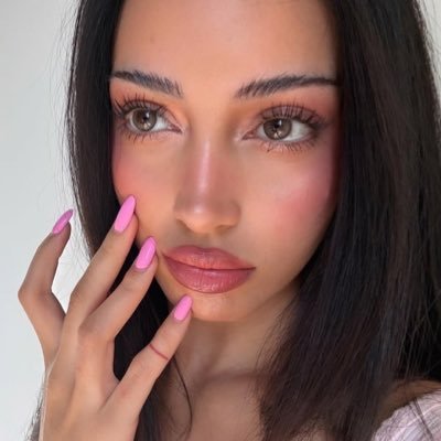 NELLY⁴⁴'s profile picture