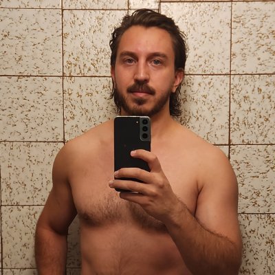 estebanquit026's profile picture