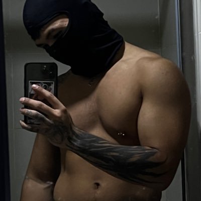 badtzmarhu's profile picture