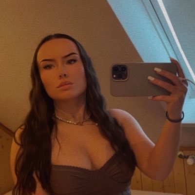 𝐆𝐨𝐝𝐝𝐞𝐬 𝐌𝐢𝐥𝐚's profile picture