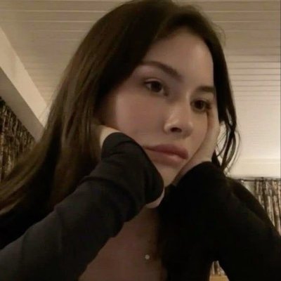 elv's profile picture