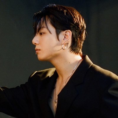 rose⁷⟭⟬'s profile picture