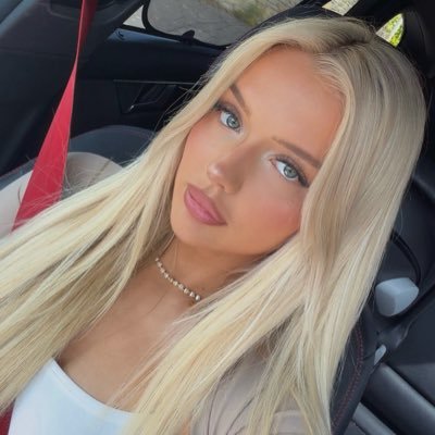 lMAngelikaa's profile picture