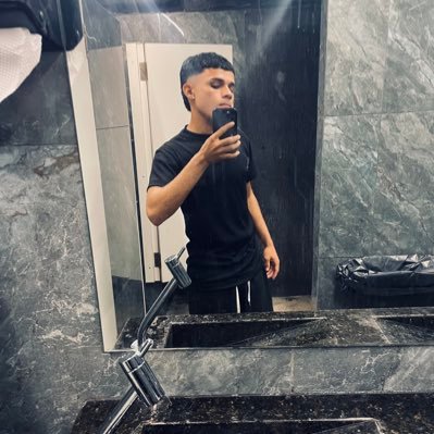 crlh maumau's profile picture