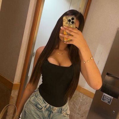 shurtiish_'s profile picture