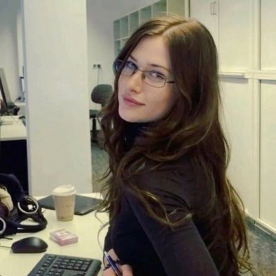 تيتشر's profile picture