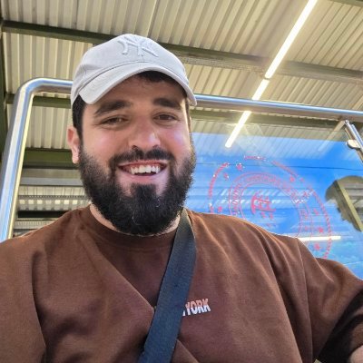 \(^_^)/Hanif Tevhid ☝️'s profile picture