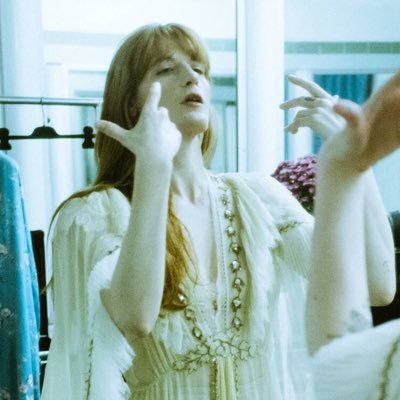 sandy ♰'s profile picture