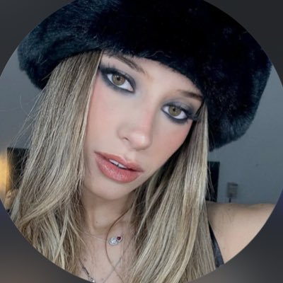 GossipAcccount's profile picture
