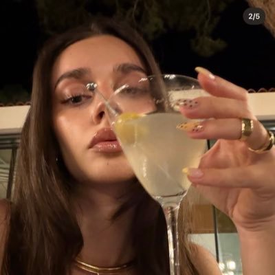 paradisforr's profile picture