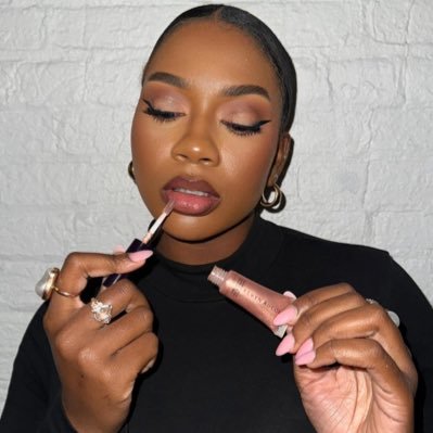 STARGYAL's profile picture