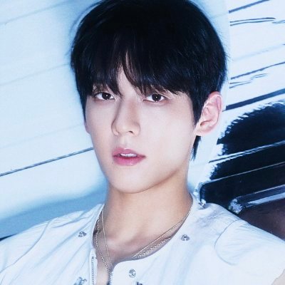 hutarchive's profile picture