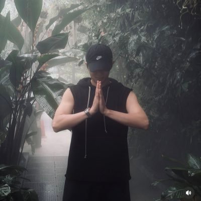 ⊙⊝⊜ Noodle IS SEEING BTS x2's profile picture