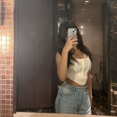 hii031998's profile picture