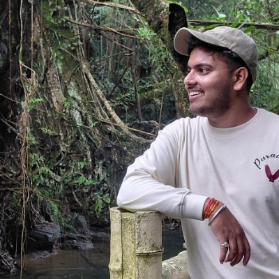 Akshat Om's profile picture