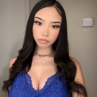 Monica's profile picture
