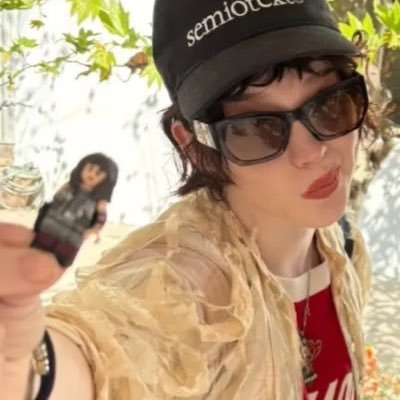 leen's profile picture