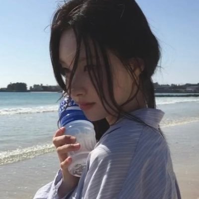 elle 𓇢𓆸's profile picture