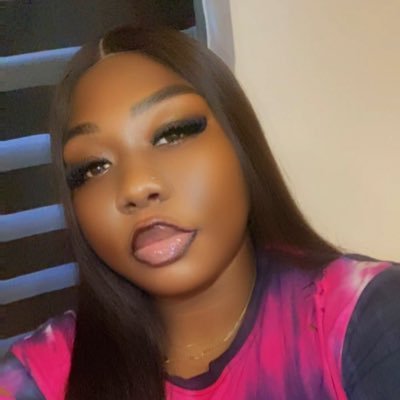 Big Vee 💜's profile picture