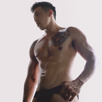 TusGunn's profile picture