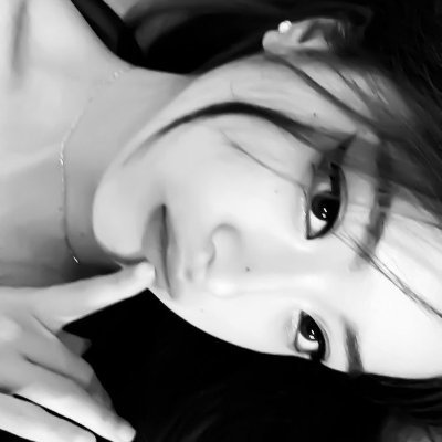 d e b y's profile picture