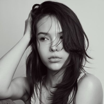 dnuya23's profile picture