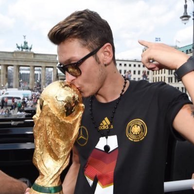 dhmi's profile picture