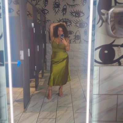 TanaIsBananas's profile picture