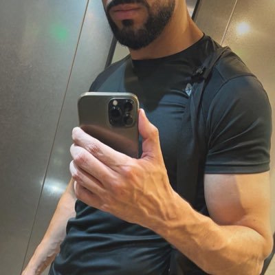 1m93's profile picture