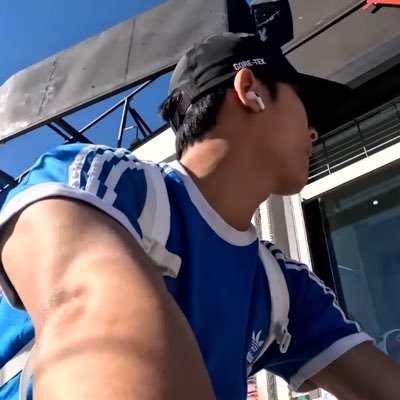 fan account | bella's profile picture