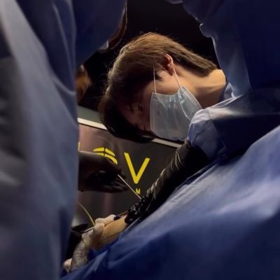Dr.森脇進【細身二の腕脂肪吸引/豊胸】's profile picture