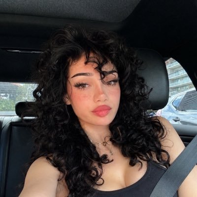 LucyHayesiu4b's profile picture