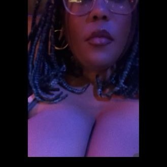 🥀's profile picture