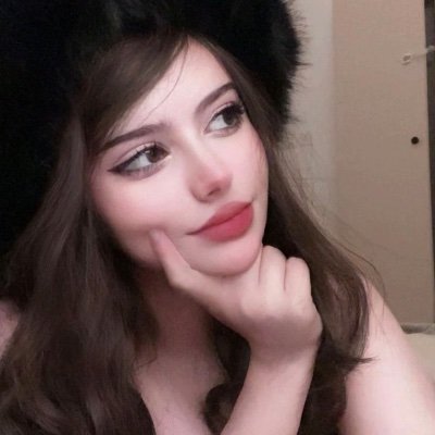 شات ميني's profile picture