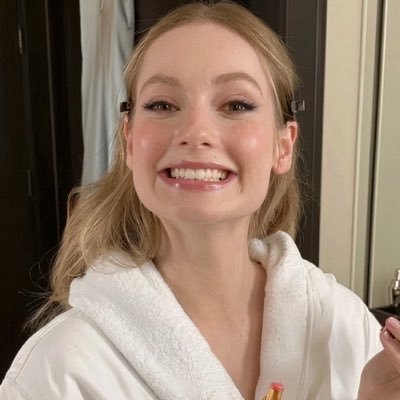 jannikholmes's profile picture