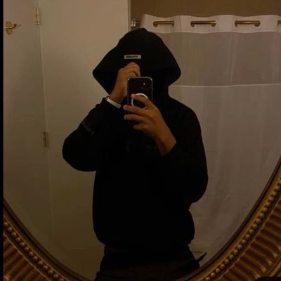 ✟𝑩𝑳𝑽𝑪𝑲𝑮𝑶𝑳𝑫✟'s profile picture