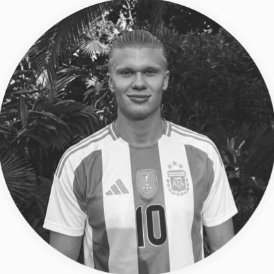 flowlessae's profile picture