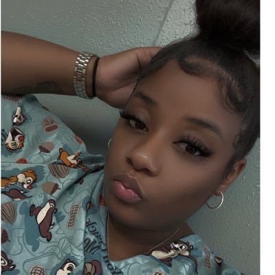 JayJay ᥫ᭡'s profile picture