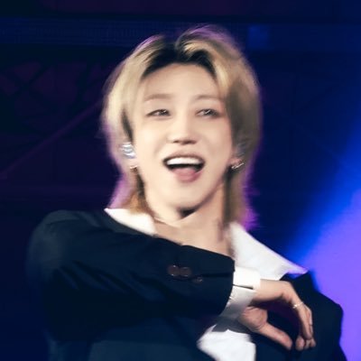 pastelmoon ✈︎'s profile picture