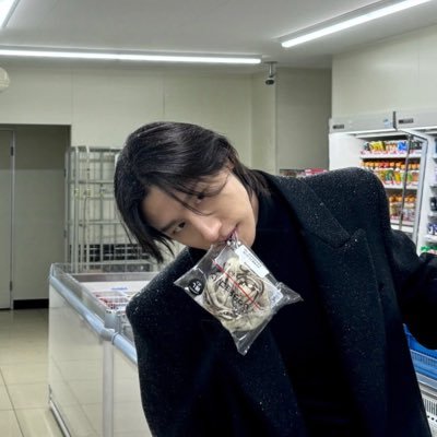 zei's profile picture