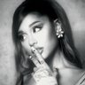 ★ nicole 的头像